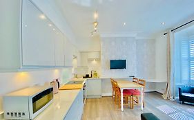 York City Centre Holiday Apartment